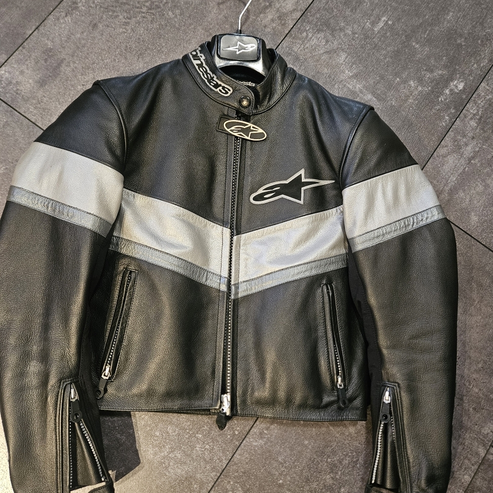 Alpinestar leather motorcycle riding jacket size small (4)